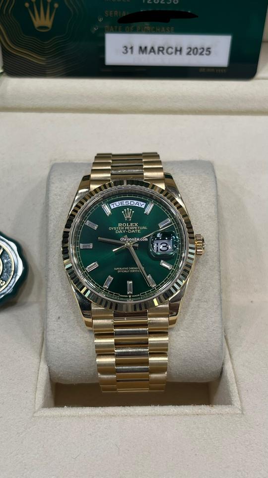 Rolex | Day-Date | 128238 | Yellow gold | 36 mm | Yellow gold | Champagne | Automatic