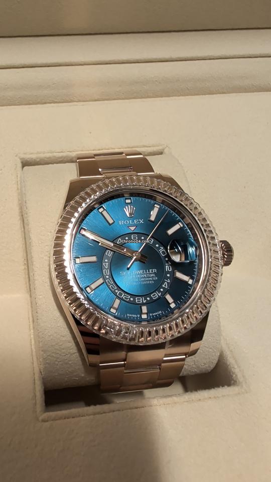 Rolex | Sky-Dweller | 336935 | 42 mm | Rose gold | Blue | Manual winding